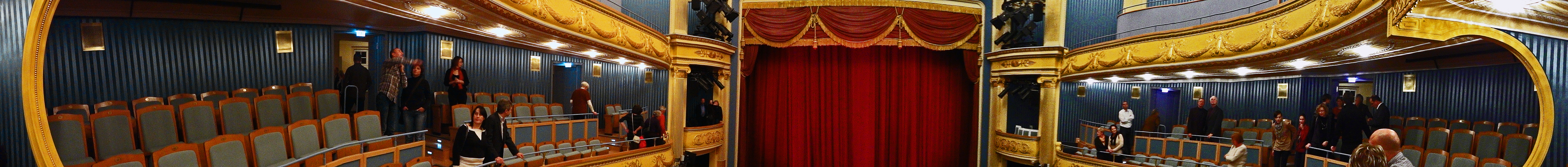Blick aus der Fremden-Loge des Meininger Theaters